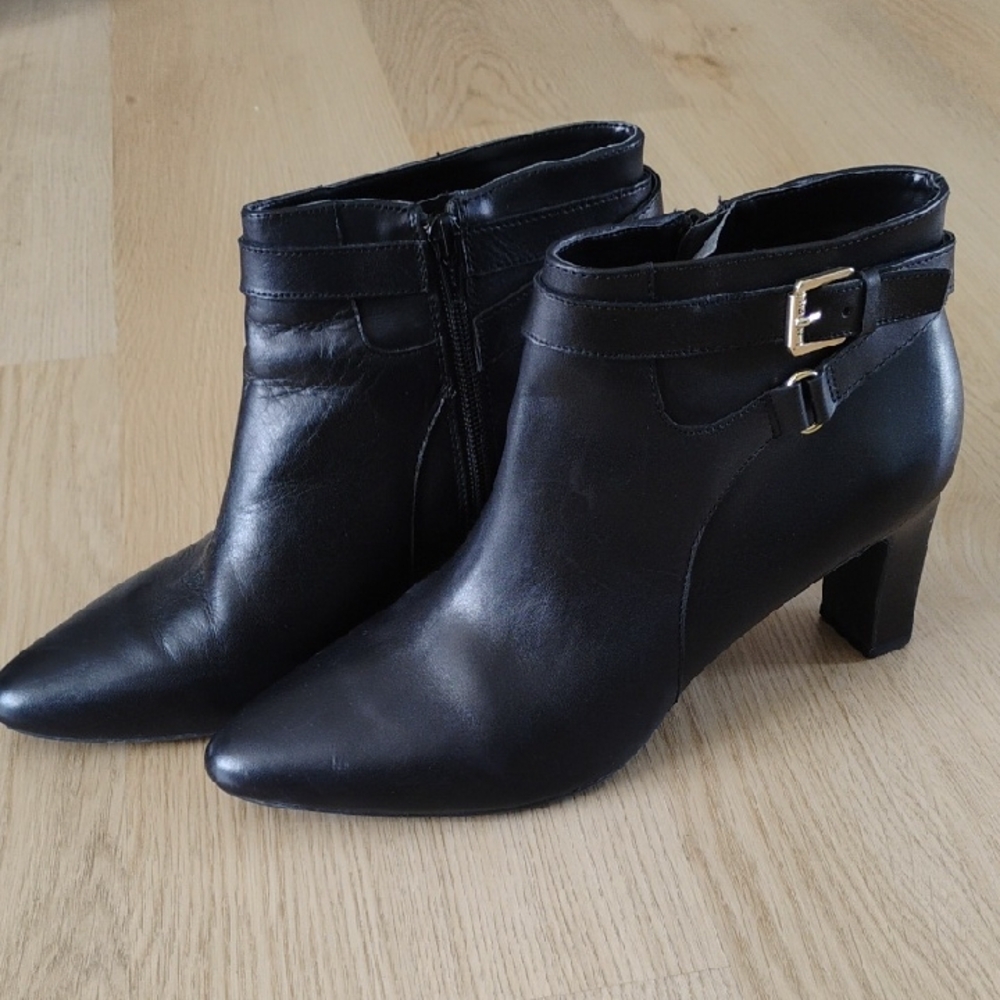 Classic Black Ralph Lauren 100% Leather Ankle Boots